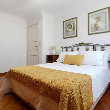 Galihost - Enorme Casa Con Gran Zona Exterior En Cambados