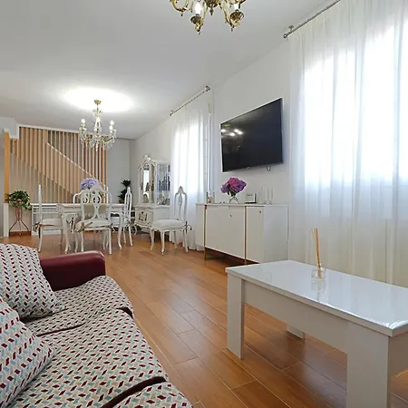 度假居 Galihost - Enorme Casa Con Gran Zona Exterior En