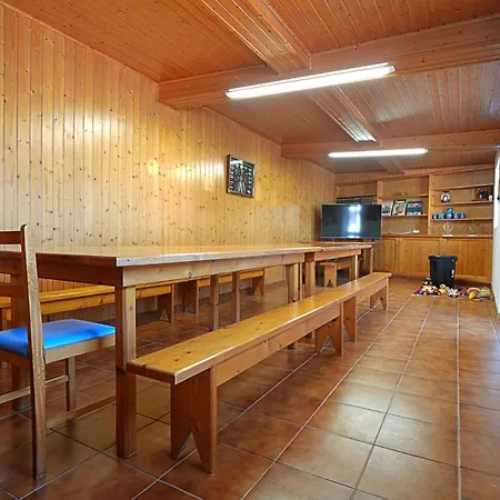 Galihost - Enorme Casa Con Gran Zona Exterior En